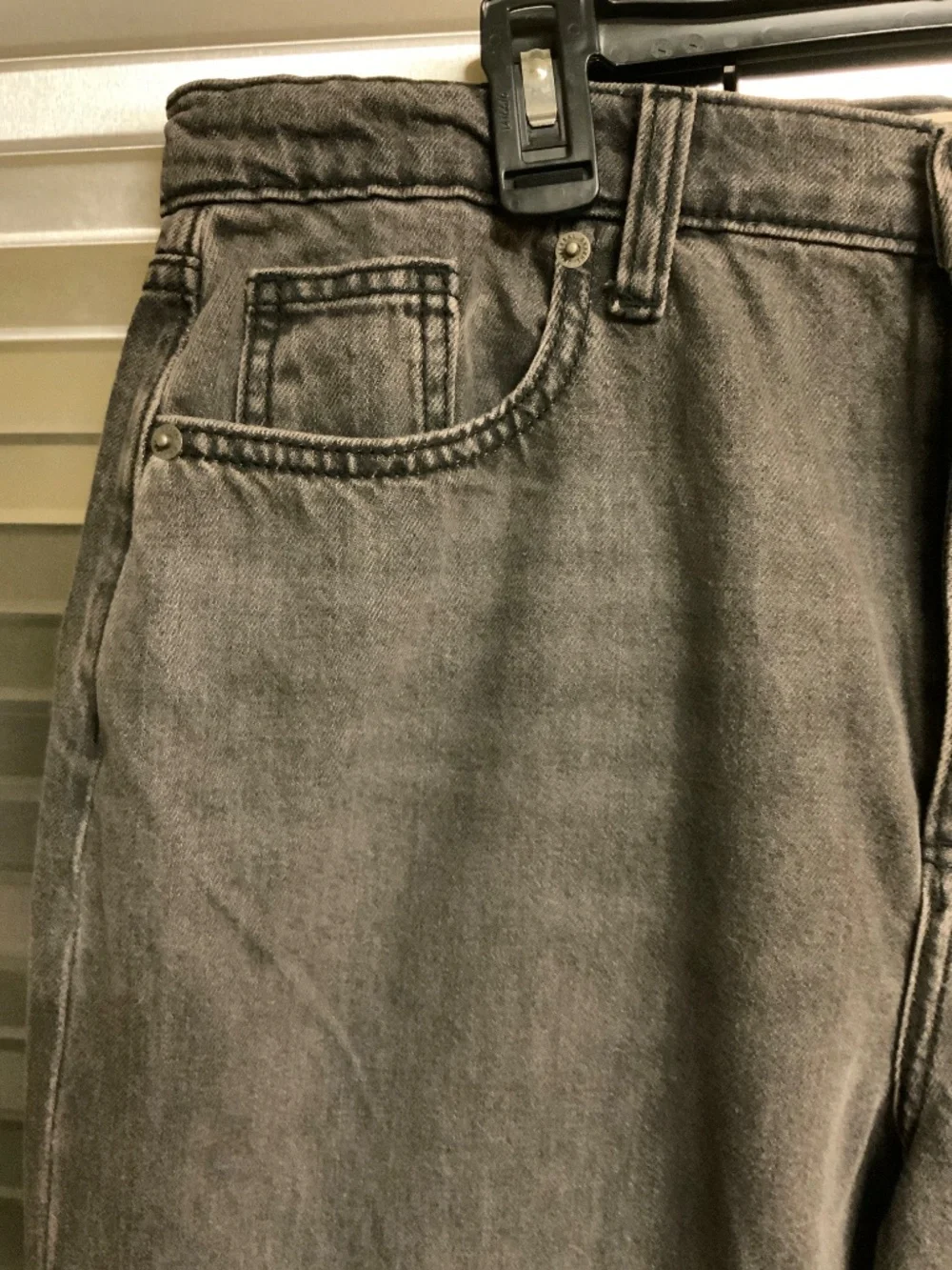 Universal Threads jeans - Picture 4 of 6